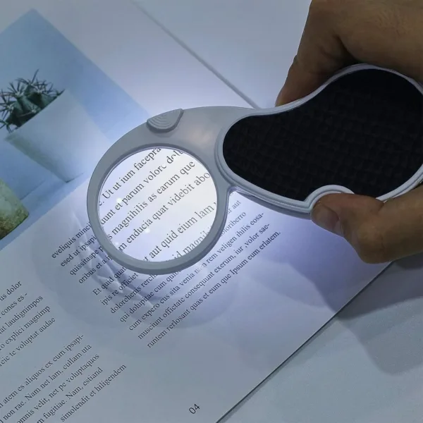 pocket magnifying glass 6