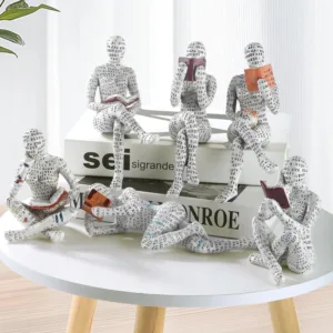 reading woman statue 2