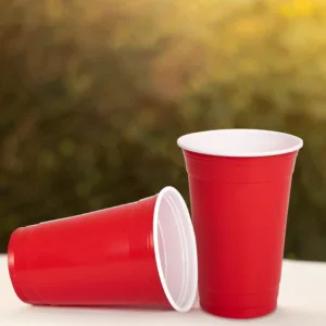 red plastic party cups 3