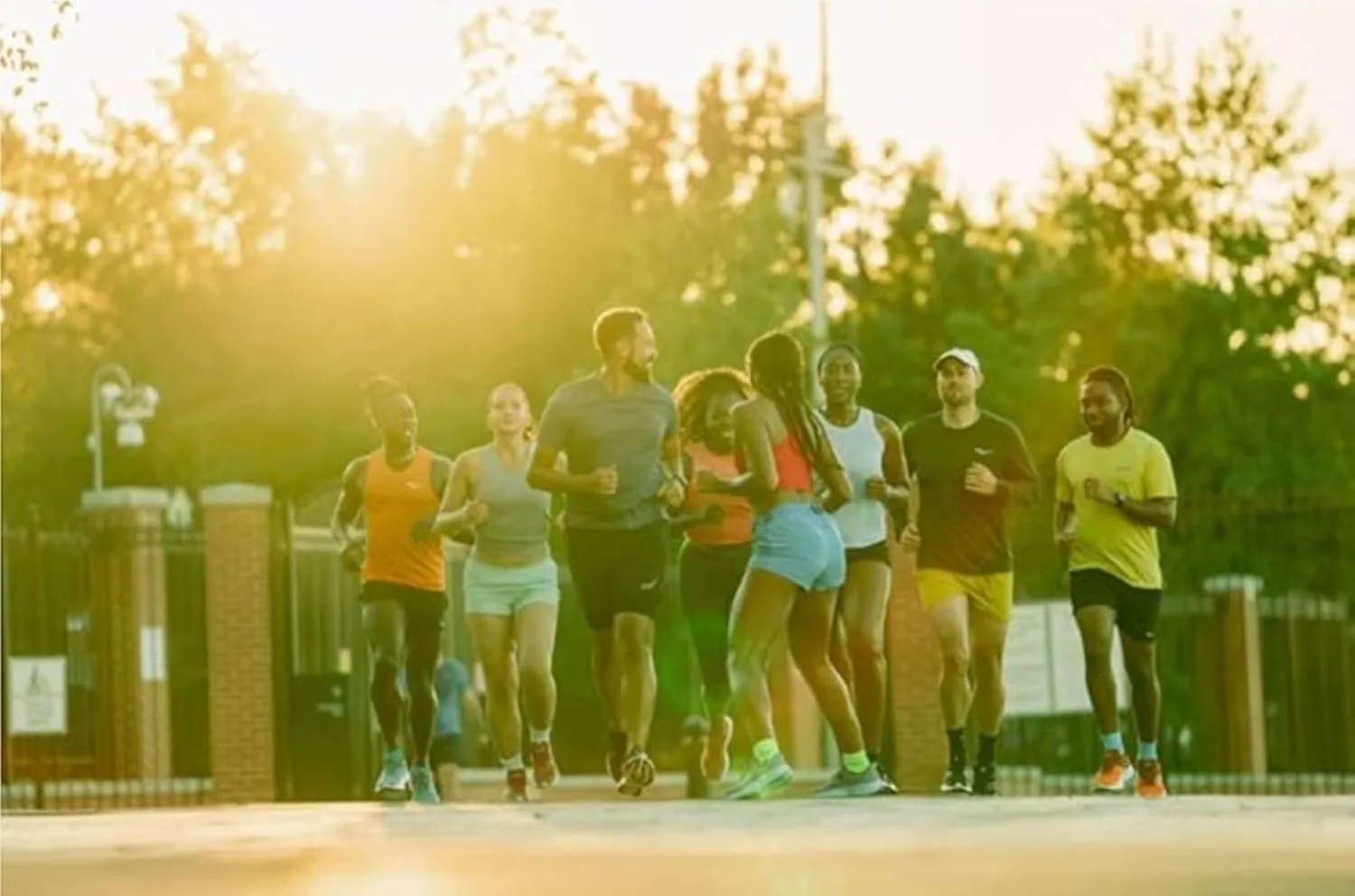 saucony womens socks 6