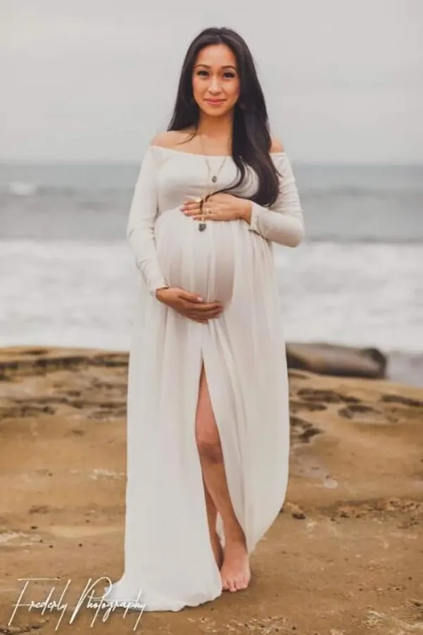 shoulder maternity gown 4