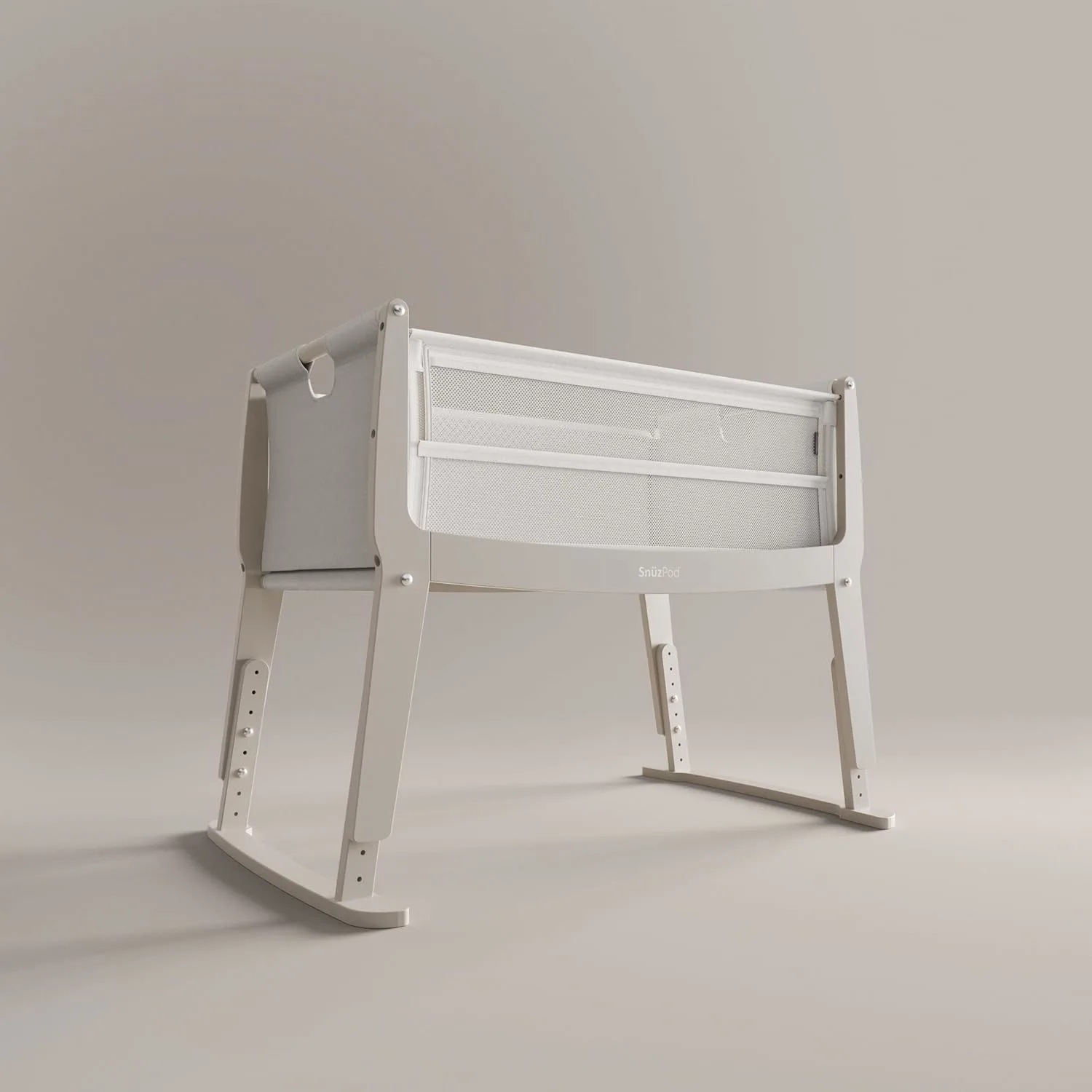 snuzpod studio bedside crib 2