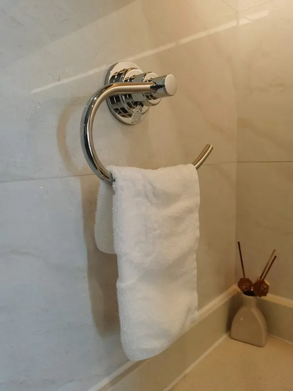 suction towel holder 6
