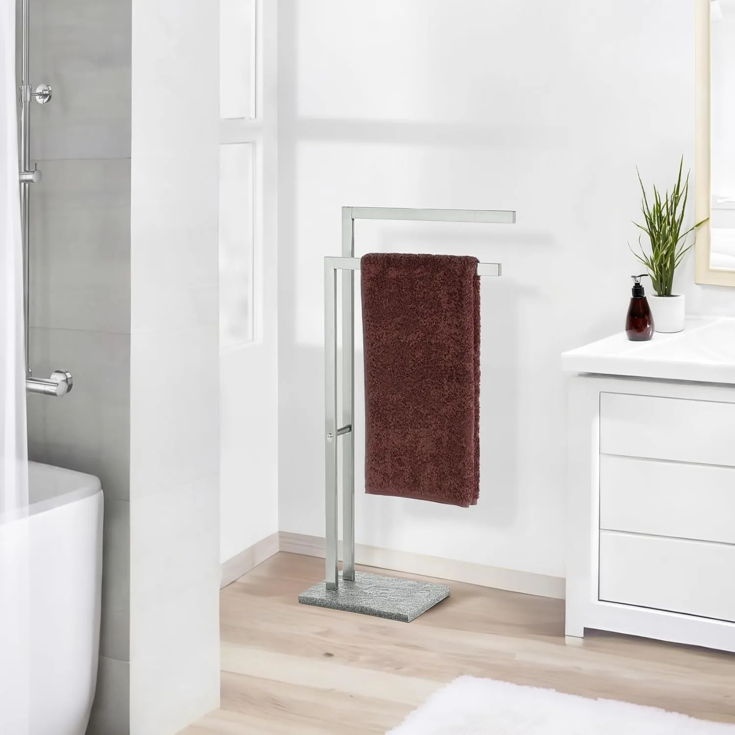 wenko towel stand 6