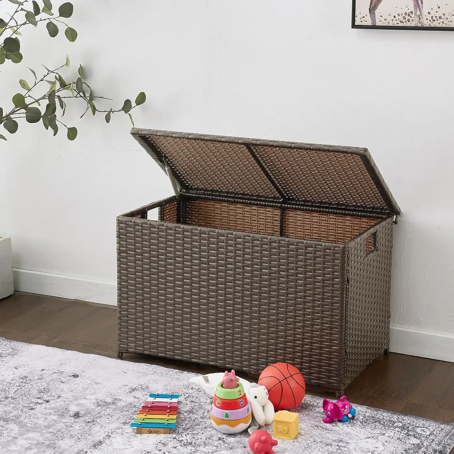 wicker storage trunk 3