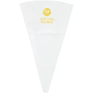 wilton featherweight decorating bag 3