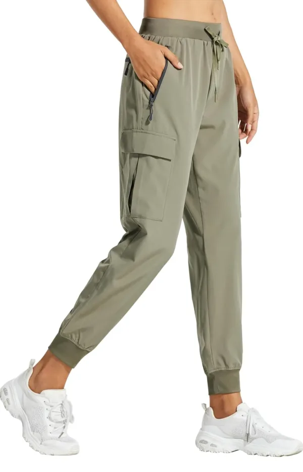 women cargo joggers 1
