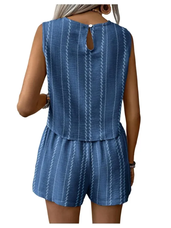 womens outfit tank shorts 3