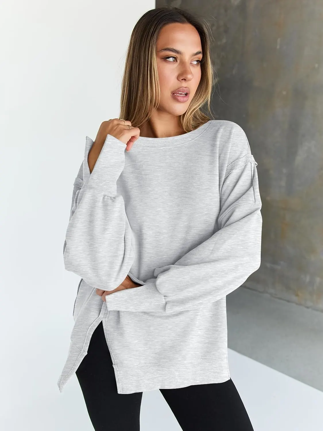 womens oversized sweatshirt 3