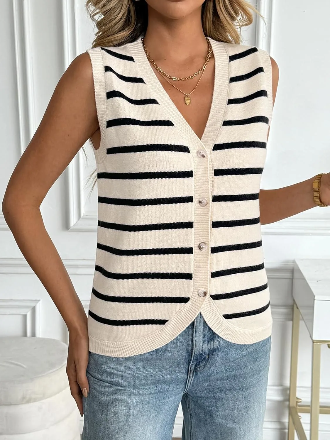 womens v neck knit 3