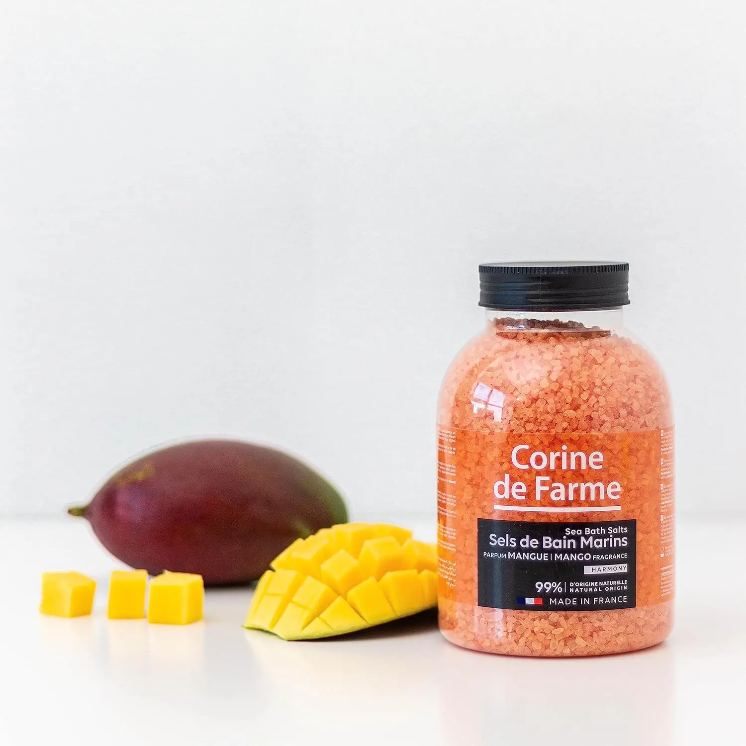 Corine de Farme Mango bath salts offer a relaxing bath experience, dissolving quickly to soften skin and promote well-being with their delicate mango scent and antiseptic properties.