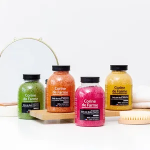Corine de Farme Mango bath salts offer a relaxing bath experience, dissolving quickly to soften skin and promote well-being with their delicate mango scent and antiseptic properties.