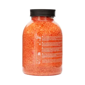 Corine de Farme Mango bath salts offer a relaxing bath experience, dissolving quickly to soften skin and promote well-being with their delicate mango scent and antiseptic properties.