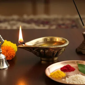 brass aarti diya 1