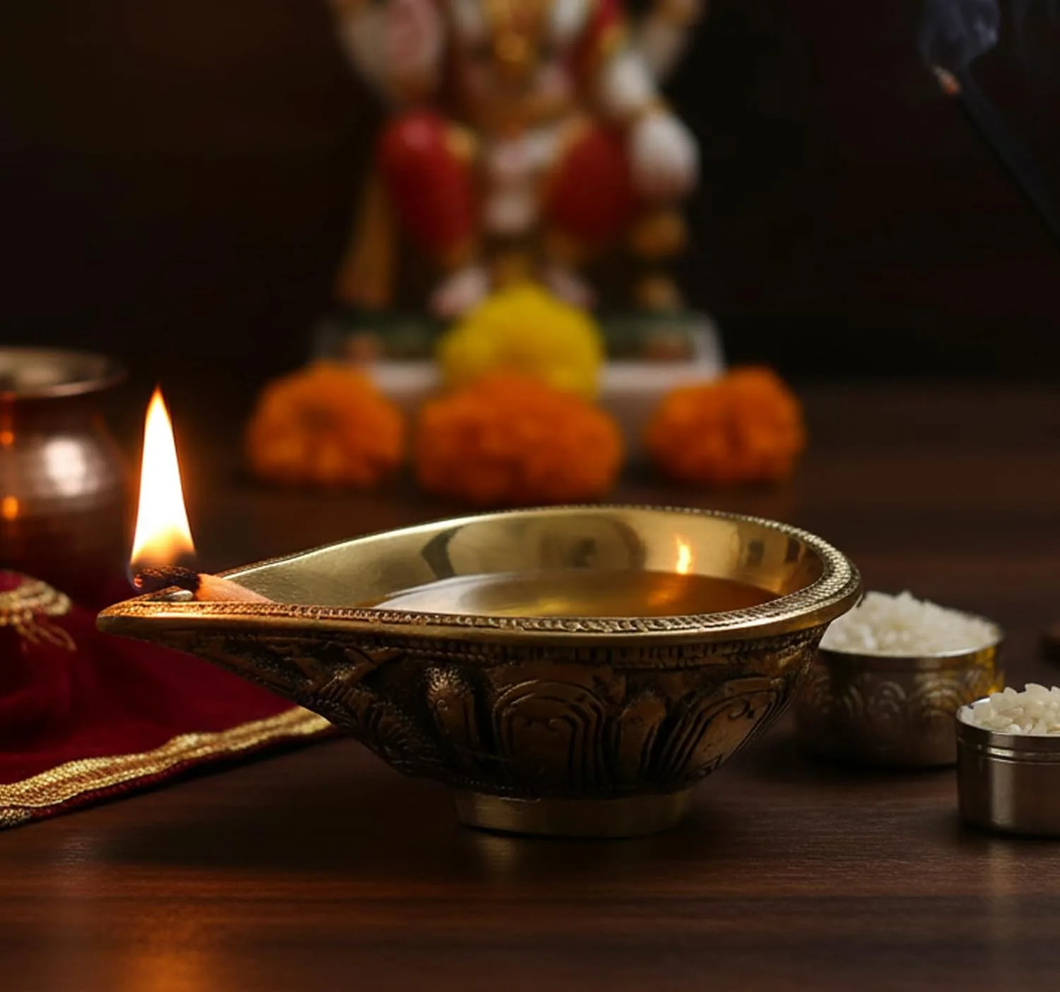 brass aarti diya 2