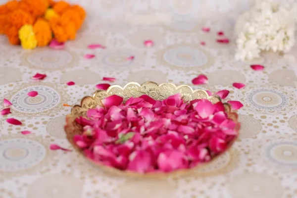 brass puja plate decor 3