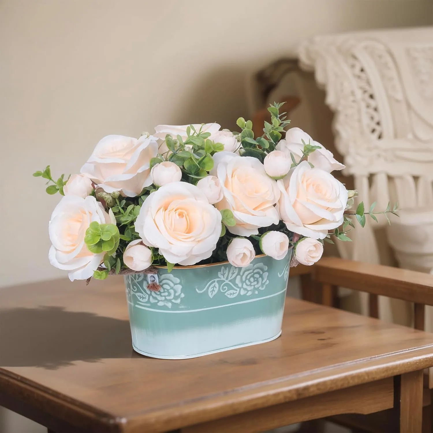 farmhouse rose centrepiece 3