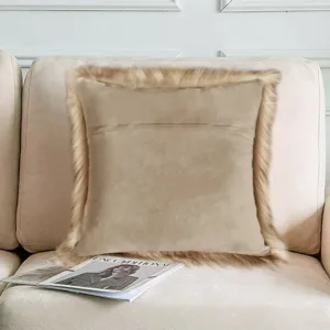 faux fur pillow 3