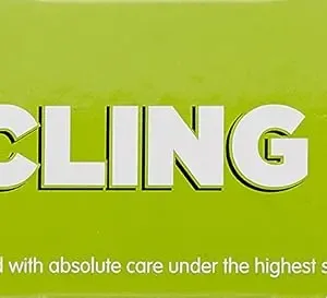 This Hotpack food wrap cling film, with a press and cut design, helps keep your food warm for longer and is made from safe, non-toxic material.