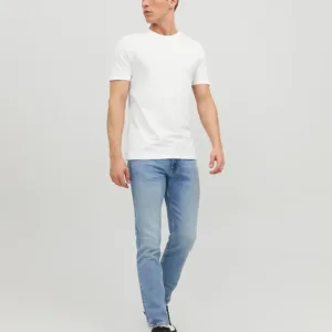 A comfortable and breathable JACK & JONES organic cotton basic O-neck t-shirt for men, perfect for everyday wear.