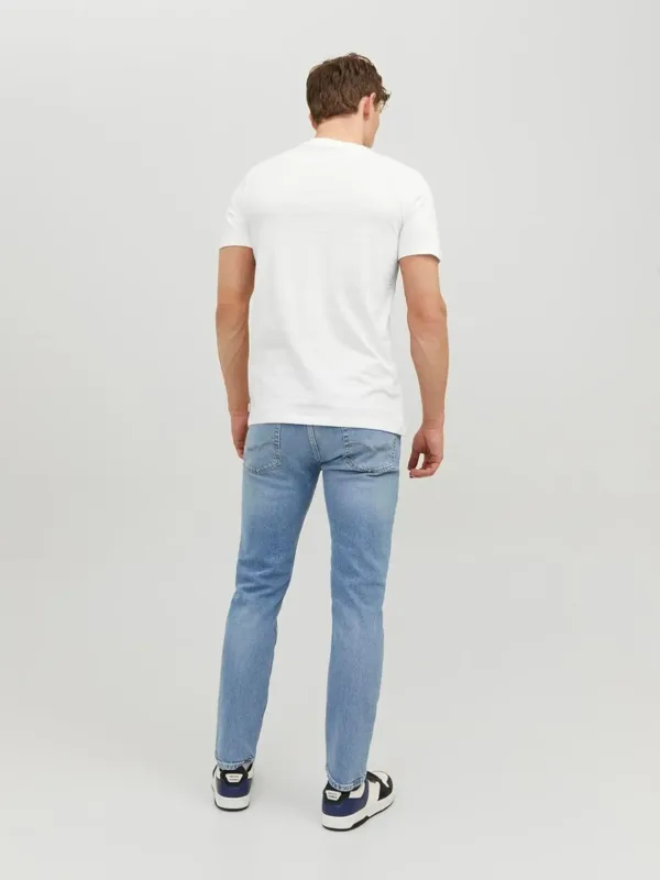 A comfortable and breathable JACK & JONES organic cotton basic O-neck t-shirt for men, perfect for everyday wear.