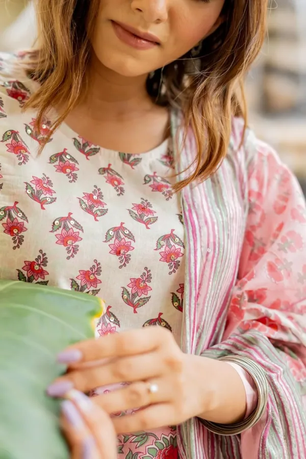 kurta trouser dupatta set 4