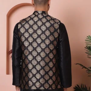 This elegant brocade Nehru jacket for men adds a touch of royal Indian style to any outfit, perfect for weddings and festive occasions.