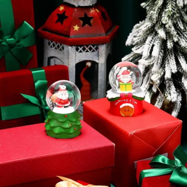 mini christmas snow globes 5