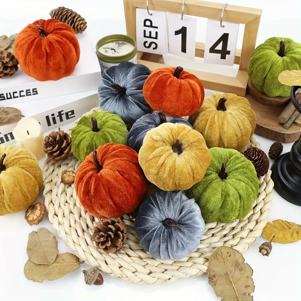 mini pumpkins fall halloween 2