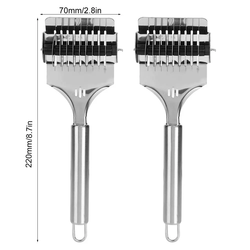 This stainless steel noodle cutter with an ergonomic handle and hook is designed for easy cutting of noodles and vegetables in the kitchen.