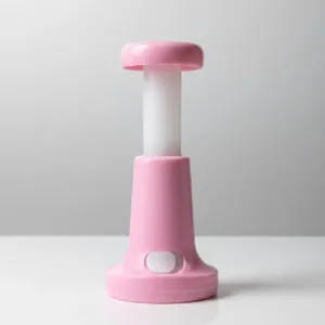 This is a one-touch food chopper with stainless steel blades and a transparent bowl, ideal for quickly chopping vegetables, mincing meat, and blending sauces.