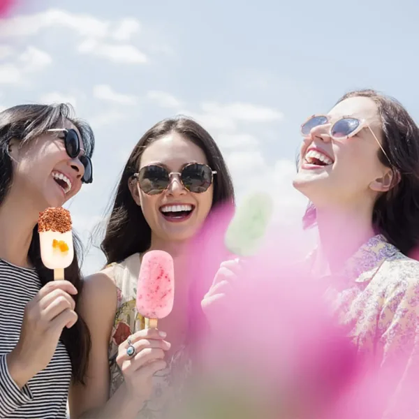 This set of two silicone popsicle molds with four cavities each comes with 50 wooden sticks and allows you to easily make homemade ice cream treats and cake pops.