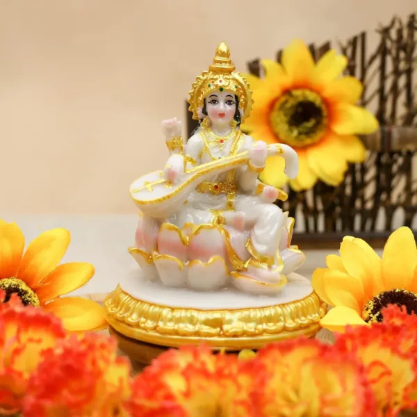 saraswati statue hindu goddess 1