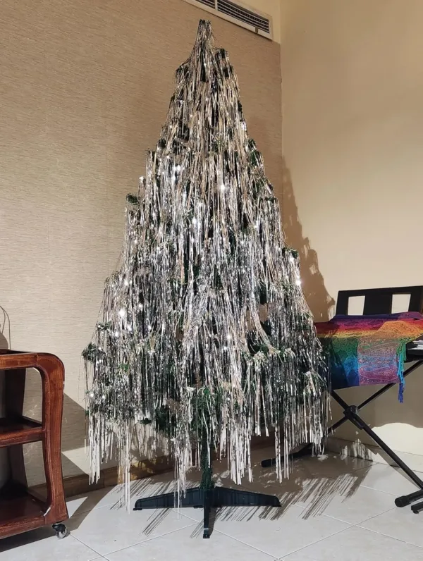 silver foil fringe xmas 5