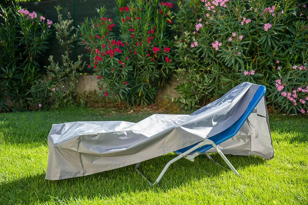 sun lounger cover 3