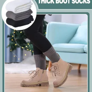 These thermal wool socks are designed for extreme temperatures, keeping feet warm and comfortable in cold weather, making them perfect for skiing, hiking, or just relaxing at home.
