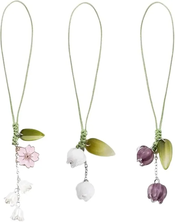 This set of three tulip phone charms features delicate glazed flower designs in different styles, adding a unique and lovely touch to your cell phone, keys, backpack, or other accessories while also preventing loss.