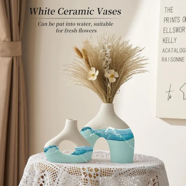 white ceramic donut vase 4