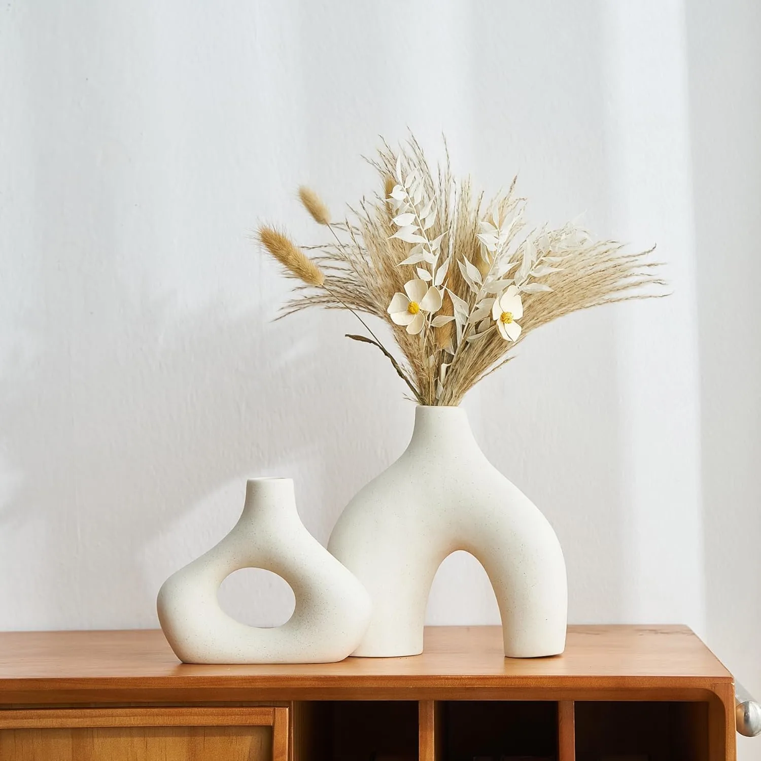 white ceramic donut vase 7