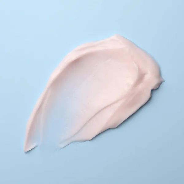 Aunt Jackie's Curl La La custard in a 426g jar defines and adds long-lasting bounce, shine, and definition to curls, spirals, and coils on wet or dry hair, with an eco-friendly, sulfate-free, and paraben-free formula.