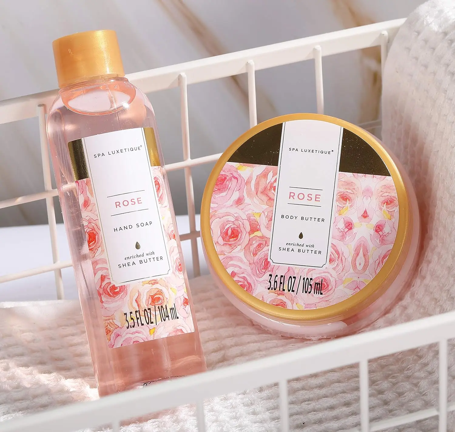 This 10-piece rose-scented spa gift set for women includes bath bombs, body lotion, and a tote bag, perfect as a birthday or Mother